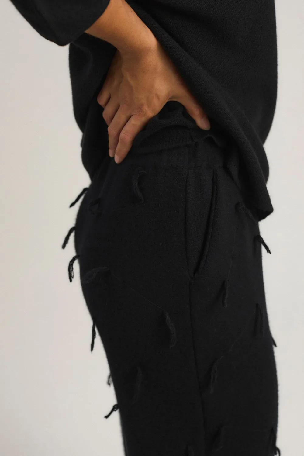 Oyuna Sanda Hose Schwarz Strick gerade