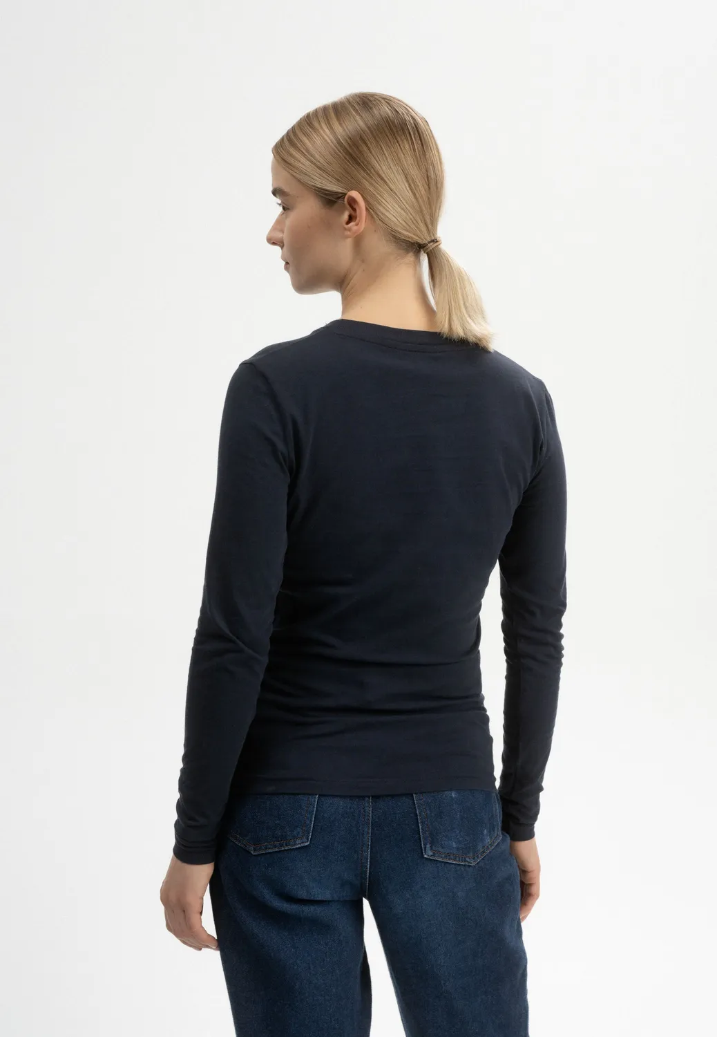 MELA DHIVYA Langarmshirt schwarz M Bio-Baumwolle