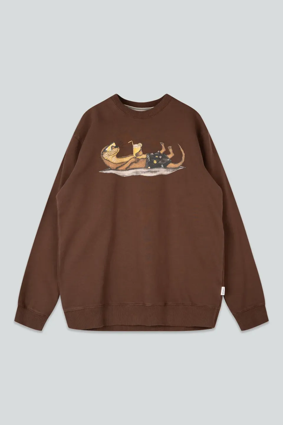 LAKOR An Otter Vacation Sweatshirt Chicory Coffee Bio