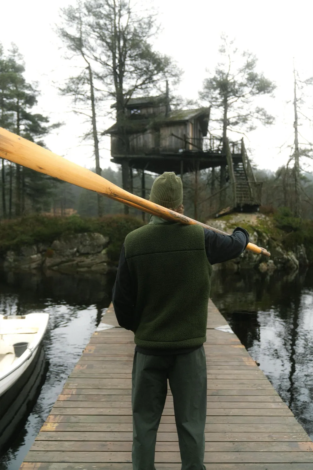 LAKOR Bear Sherpa Weste Rifle Green aus Recycling-Polyester