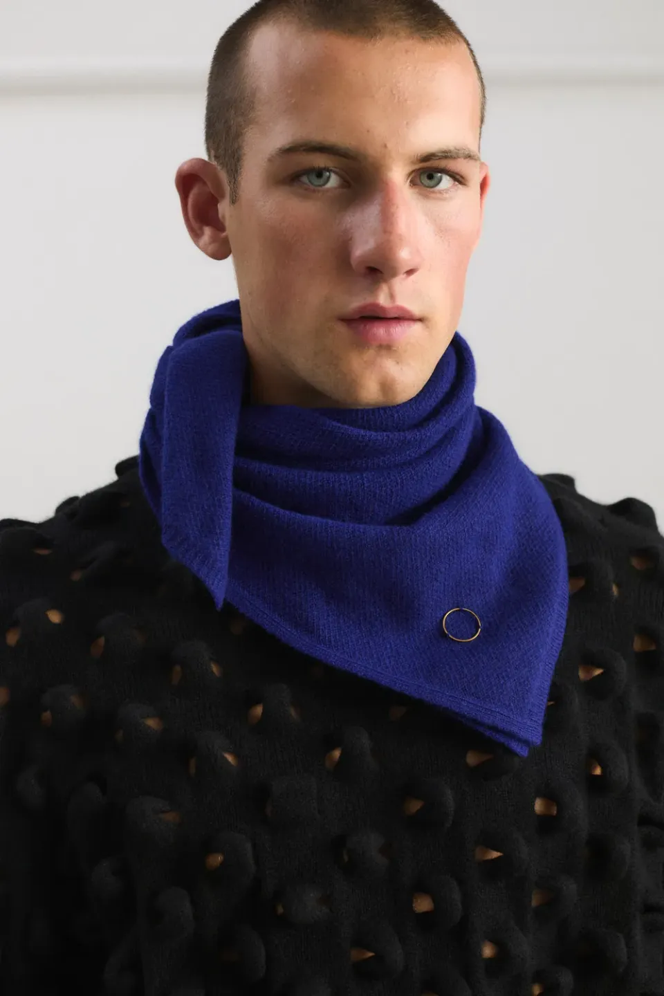 Oyuna Arco Halswärmer Ink Cashmere