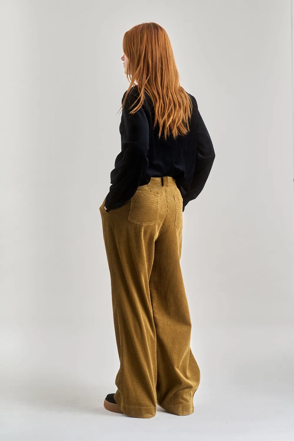 Komodo Alice Top Schwarz Samt Bio-Baumwolle