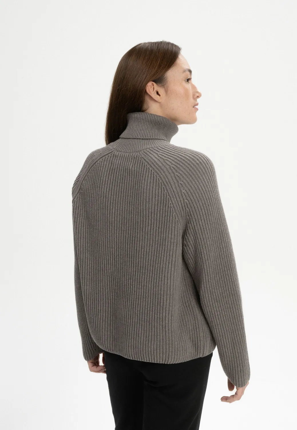 MELA CHIRHA Rollkragenpullover bear melange Gr. M Bio