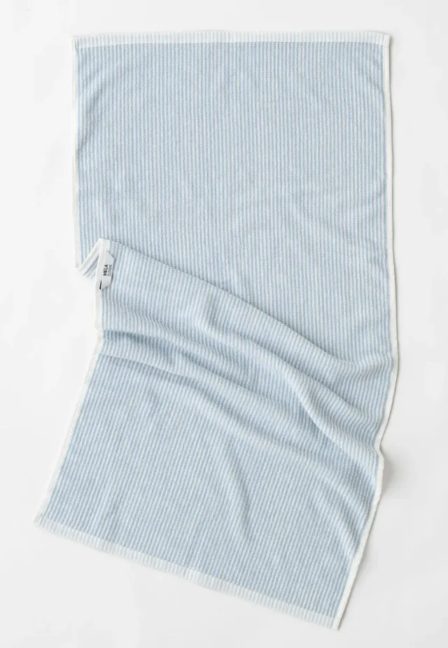 MELA TANVI Handtuch 50x100 cloudy blue gestreift
