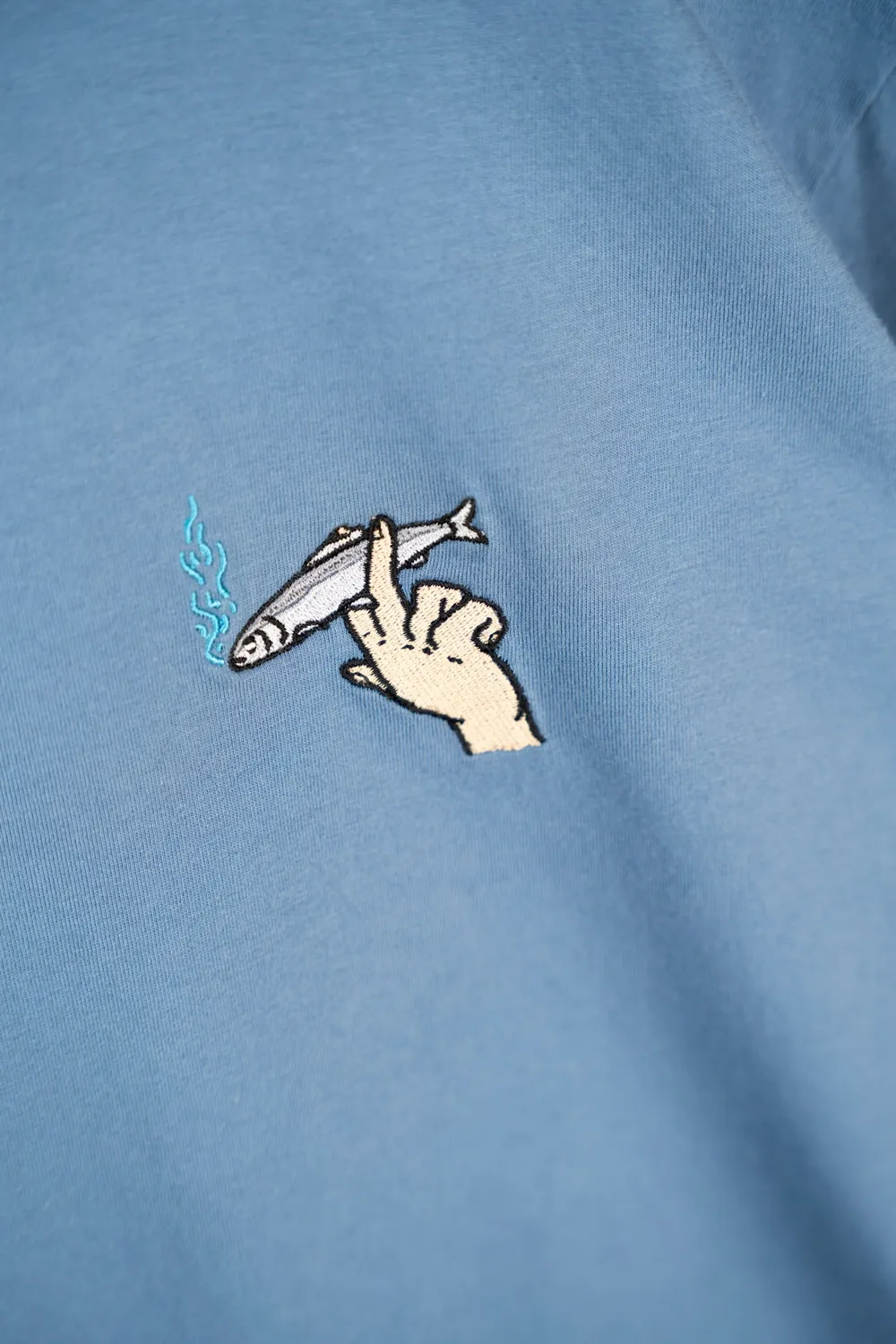 LAKOR Mini Smoking Fish Hand T-Shirt Bering Sea Bio-Baumwolle