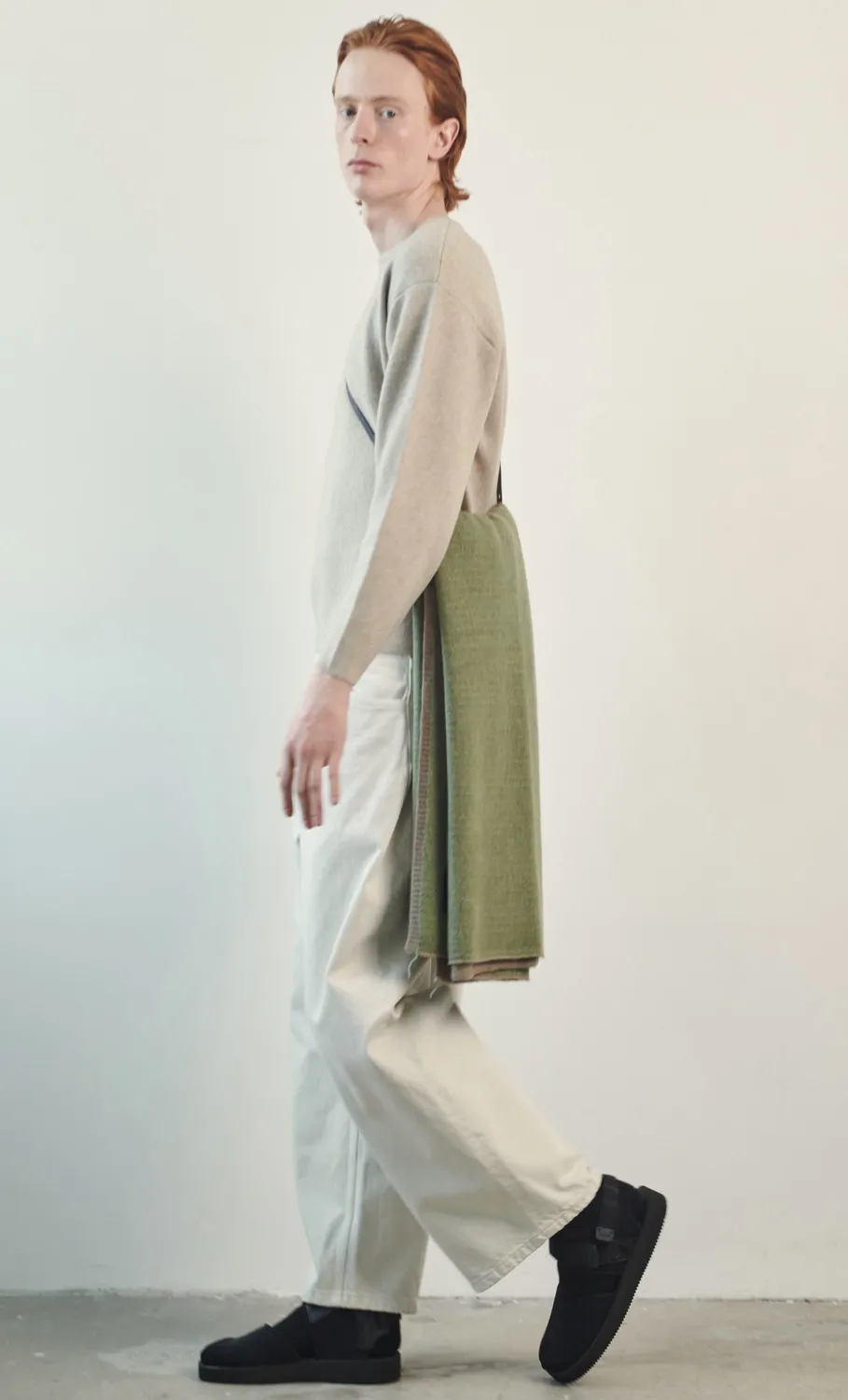 Oyuna Axa Pullover Feather Oversize aus Cashmere