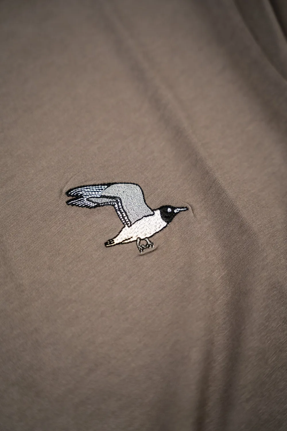 LAKOR Mini Flying Seagull T-Shirt Morel Bio-Baumwolle