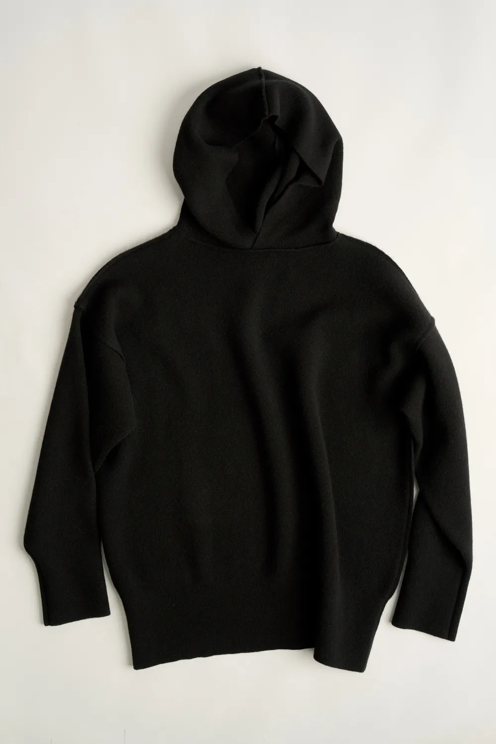 Oyuna Seku Hoodie Schwarz Wendehoodie