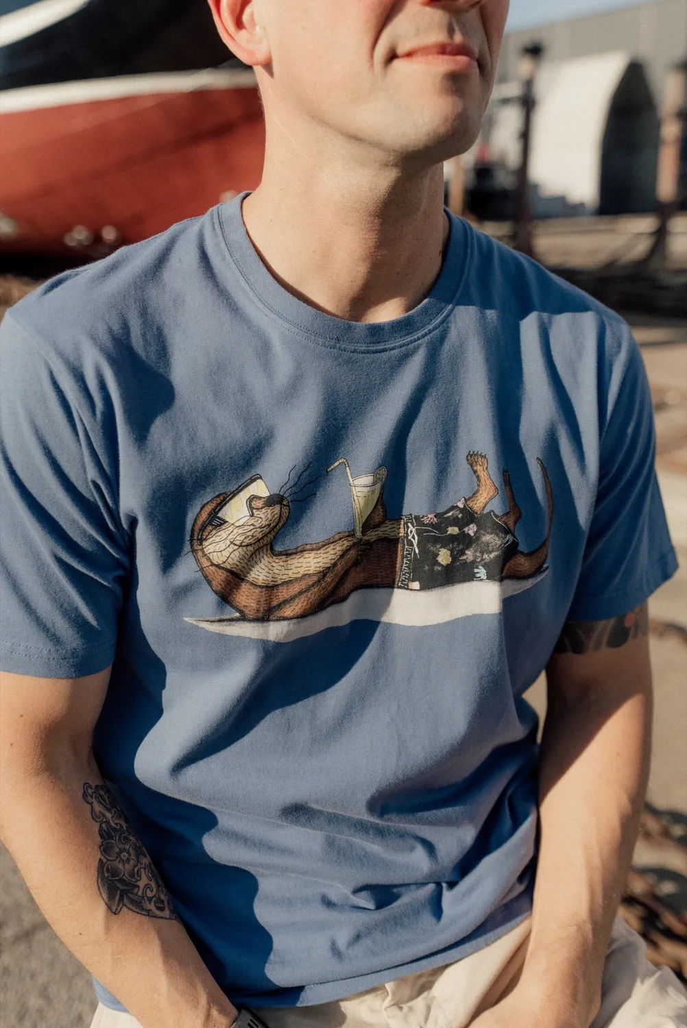 LAKOR An Otter Vacation T-Shirt Bering Sea Bio-Baumwolle