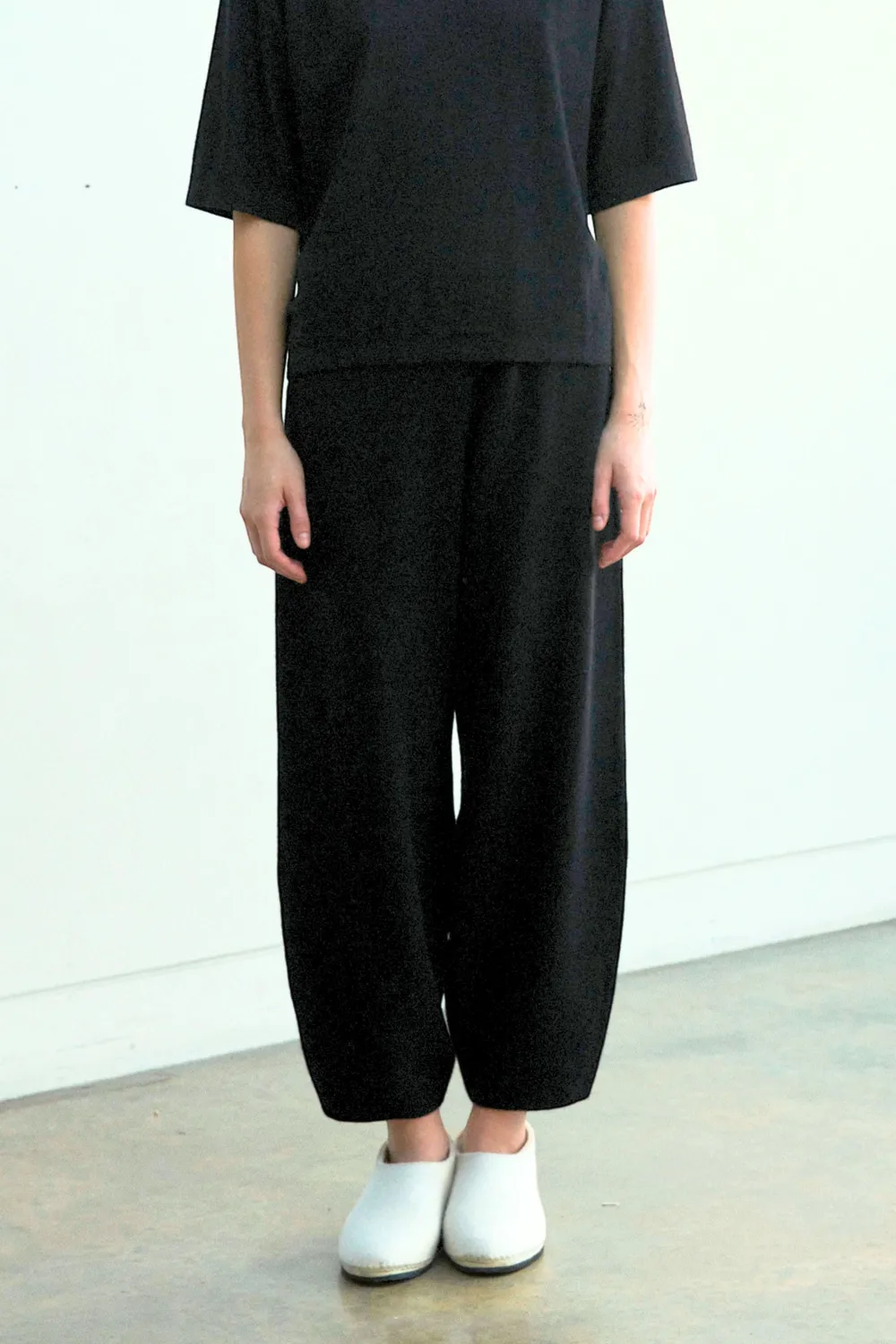 Oyuna Nomad Trousers Hose Black entspannt