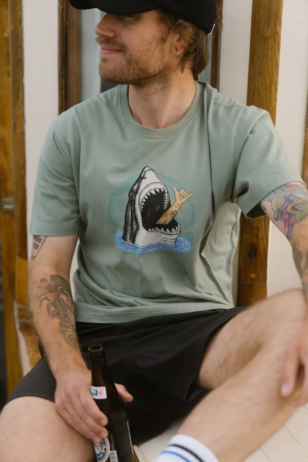 LAKOR Shark Shaka T-Shirt Sea Spray Bio-Baumwolle