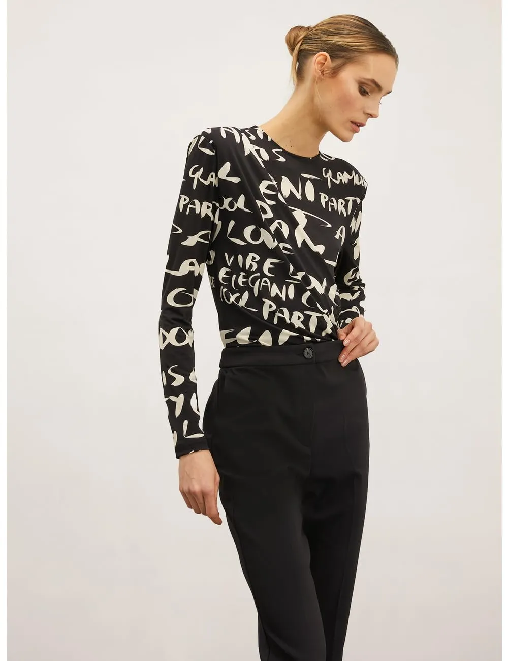 Motivi Spring Summer 24 Body drapiert bedruckt