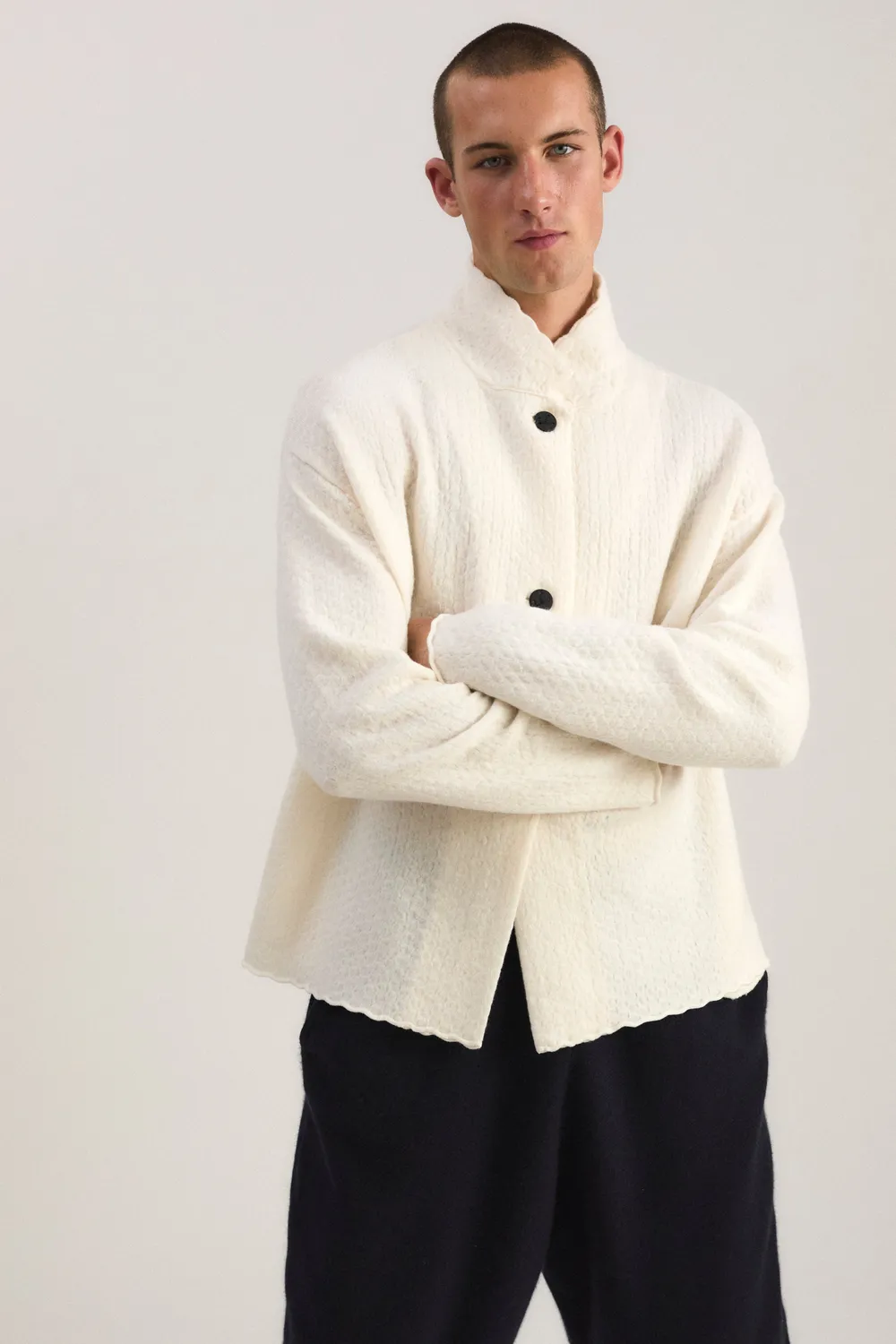 Oyuna Akiri Strickjacke Ivory aus Cashmere