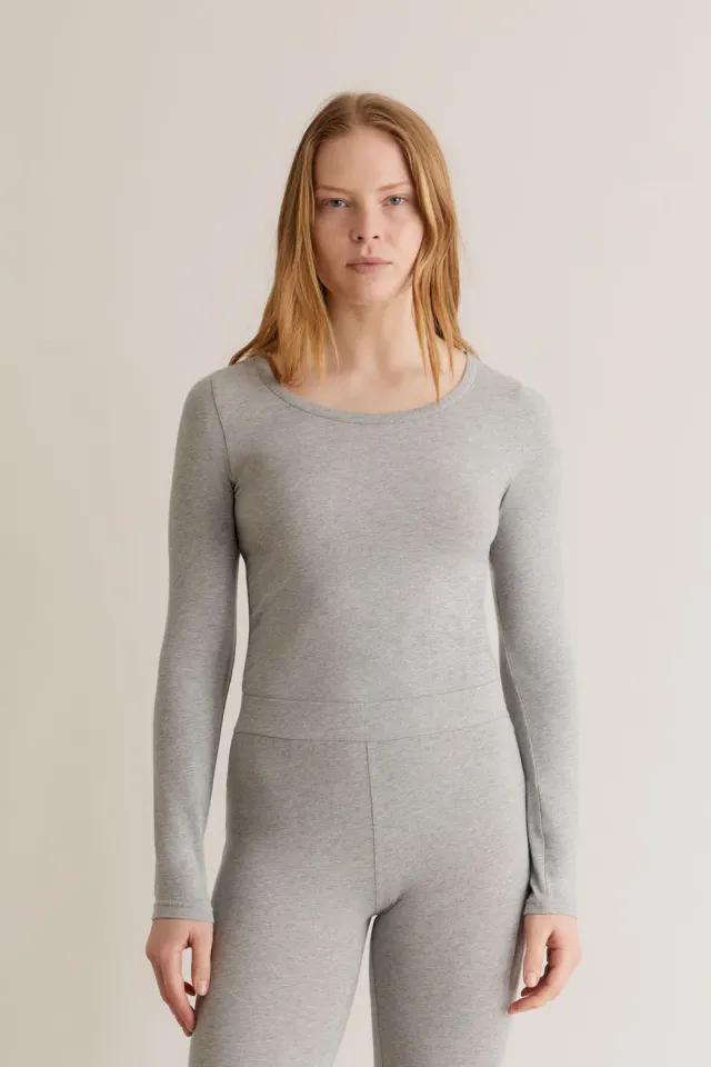 Komodo Darcey Top Grau Bio-Baumwolle Basic langarm