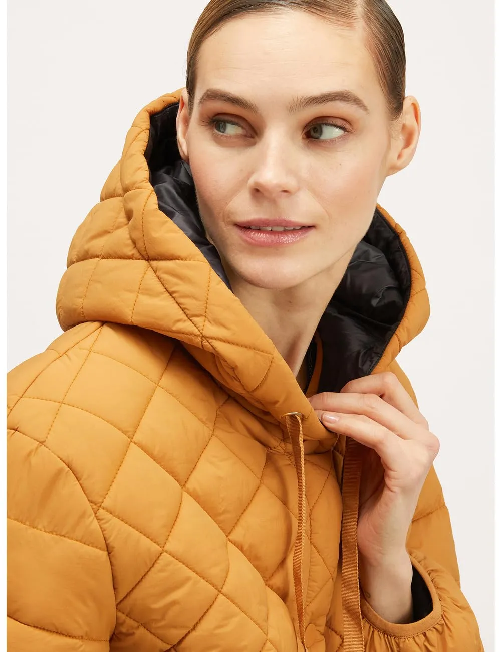 Motivi Kurze Daunenjacke Kapuze Steppjacke Polyamid