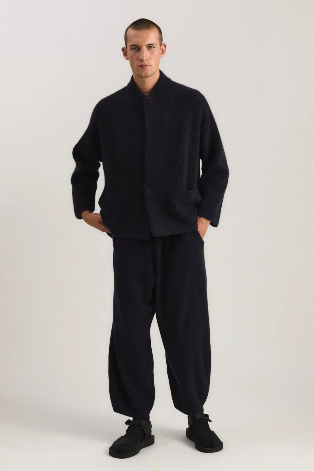 Oyuna Arun Jacke Ocean oversized aus Cashmere