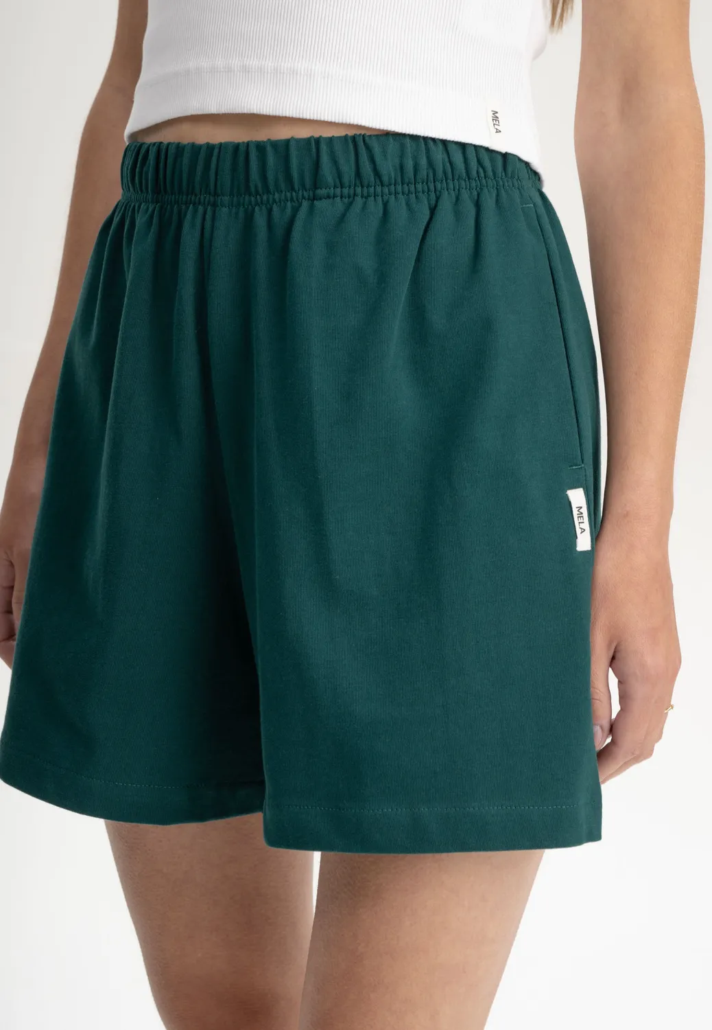 MELA JIVIKA Jersey Shorts schwarz aus schwerem Bio-Jersey