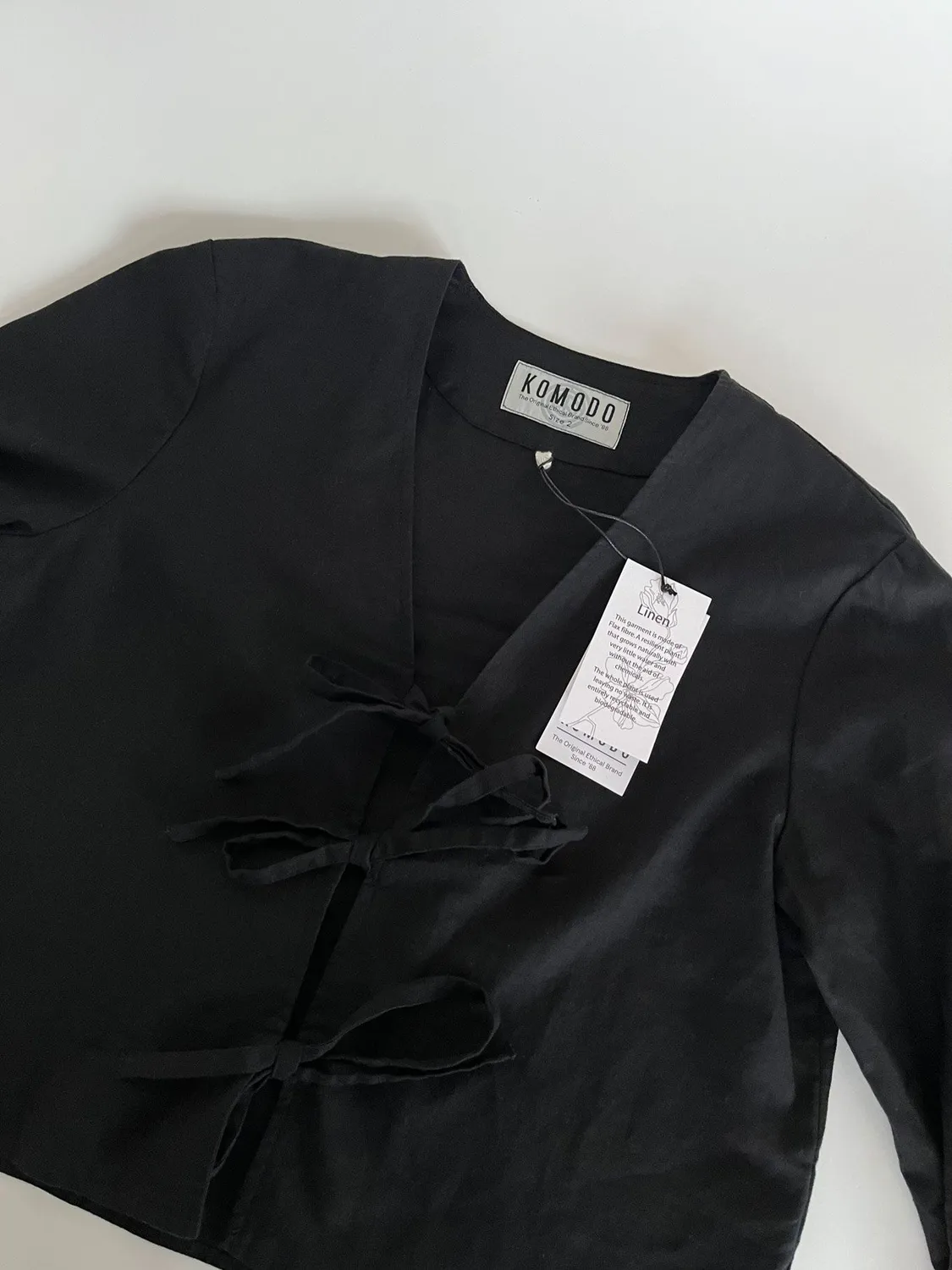 KOMODO SAVANNAH Top Schwarz aus Leinen-Biobaumwolle