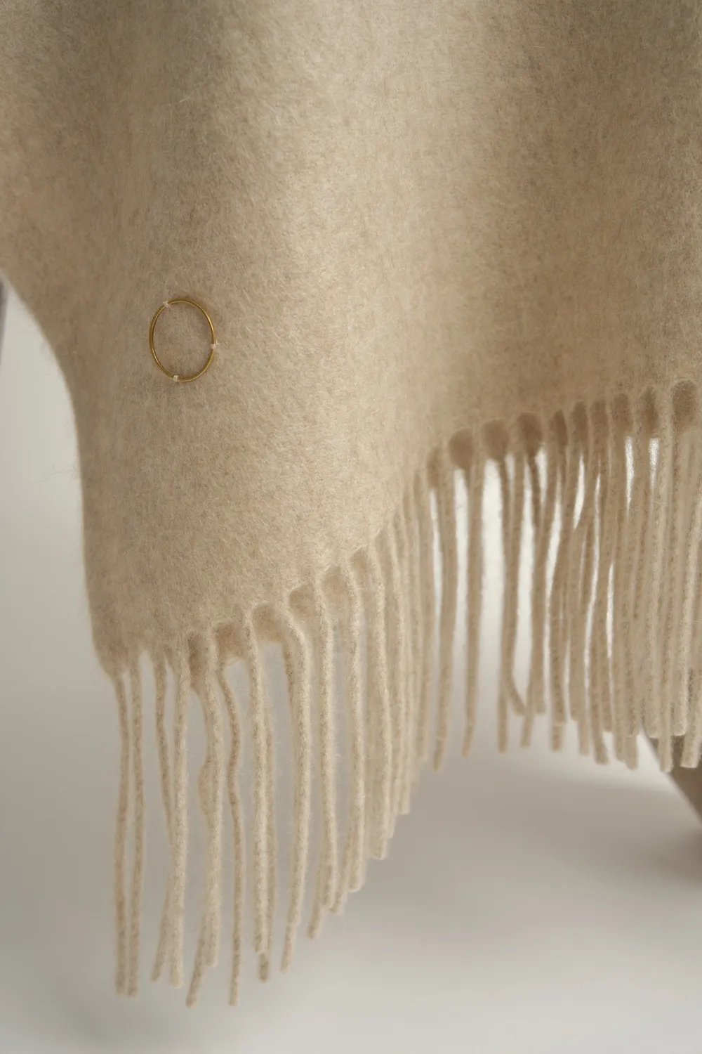Oyuna Uno Decke Beige Wohndecke aus Cashmere