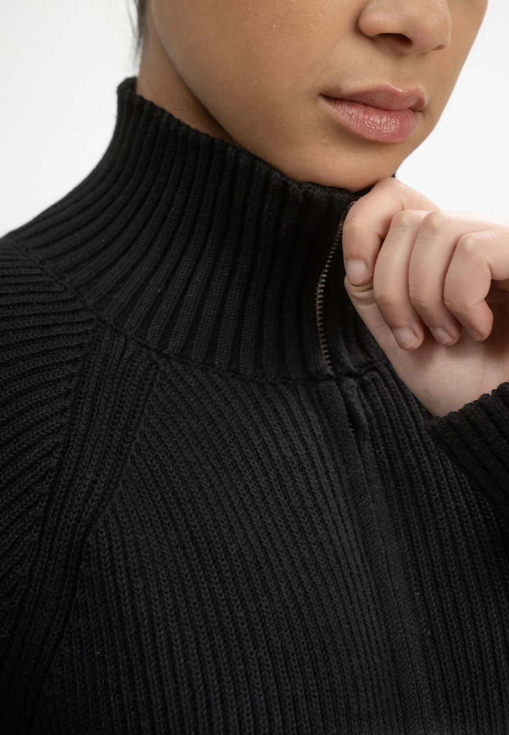MELA KAMUKA Rippstrick-Jacke schwarz Baumwolle