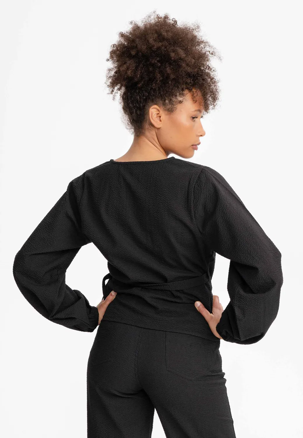 MELA LILAM Wickelbluse schwarz schwarz atmungsaktiv Baumwolle