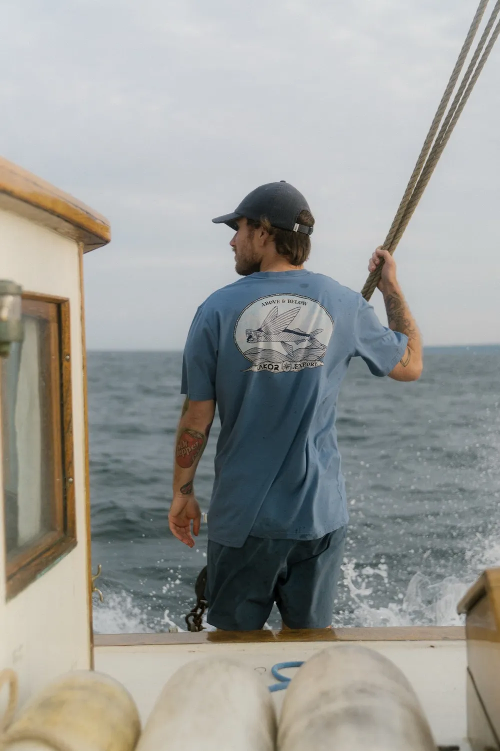 LAKOR Above and Below Back T-Shirt Bering Sea Bio-Baumwolle