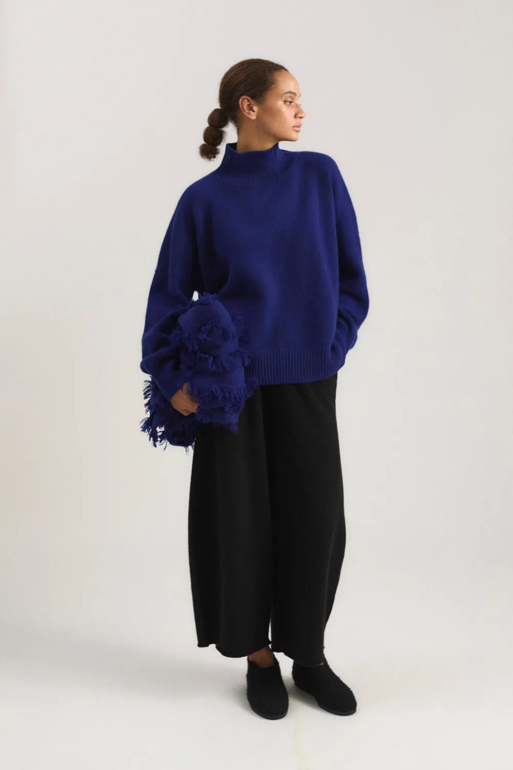 Oyuna Kaila Pullover Ink Grobstrick Stehkragen