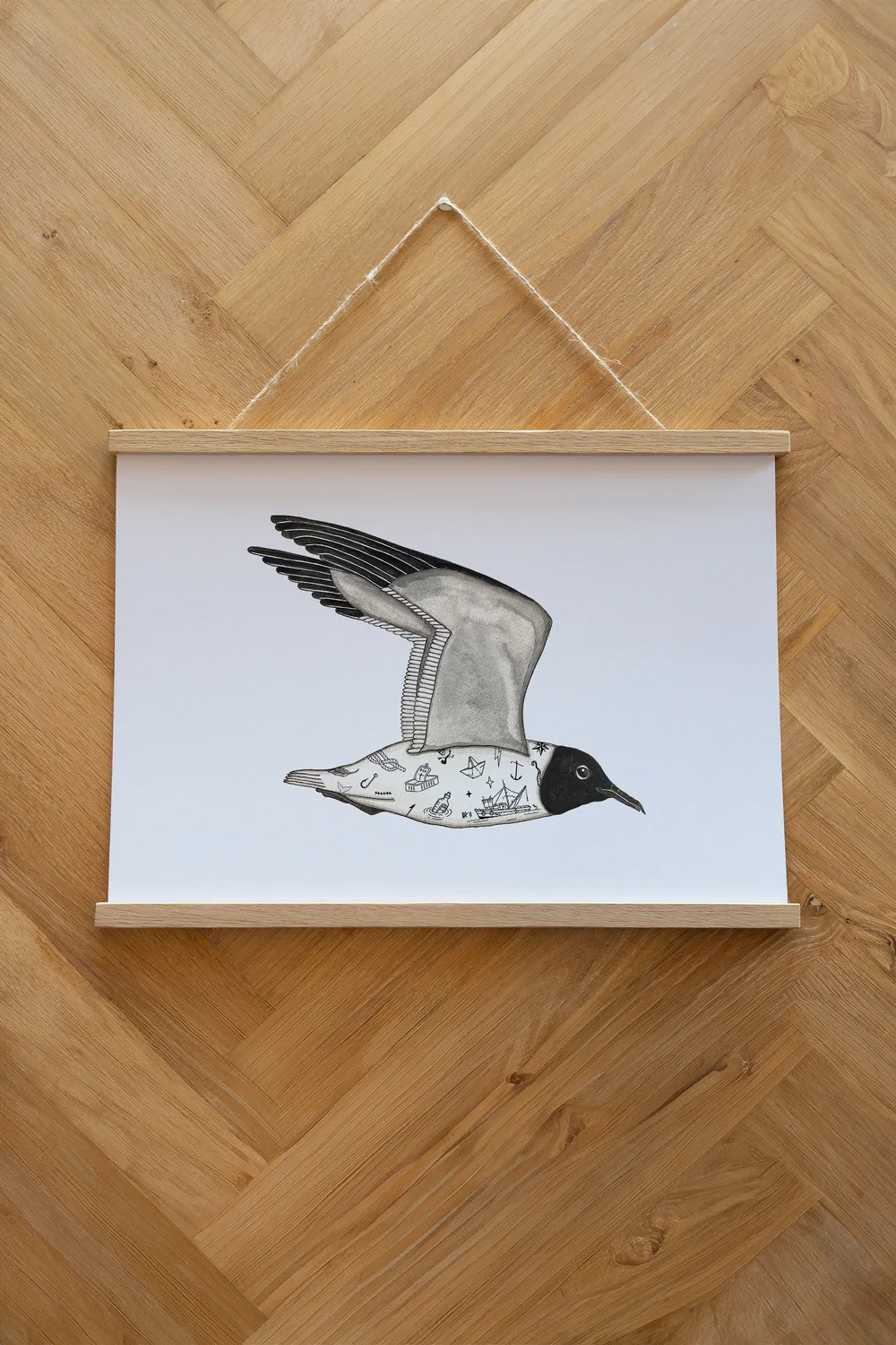LAKOR Tattooed Seagull Poster Weiß 250g Papier