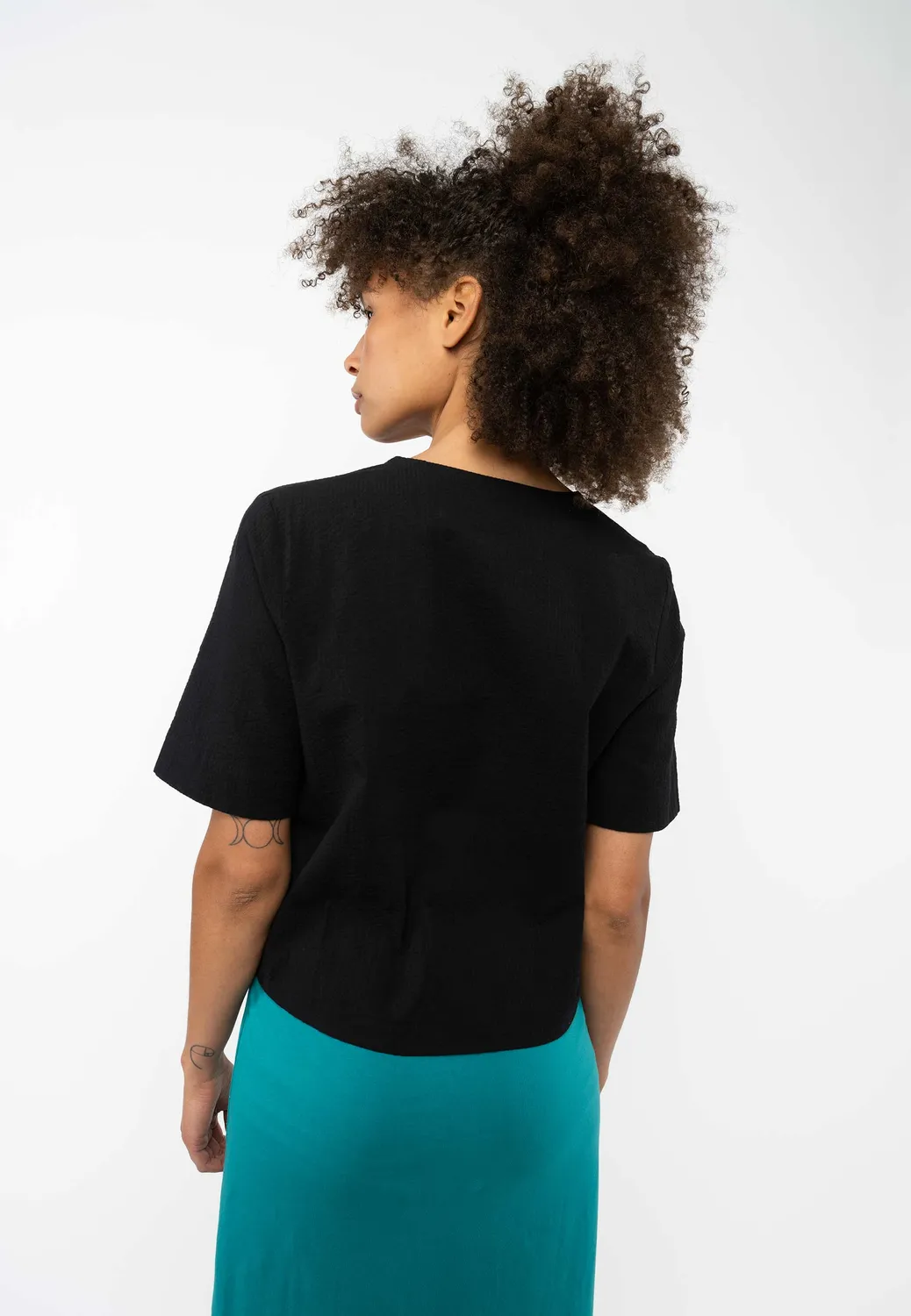 MELA NALA Bluse schwarz aus Bio-Baumwolle