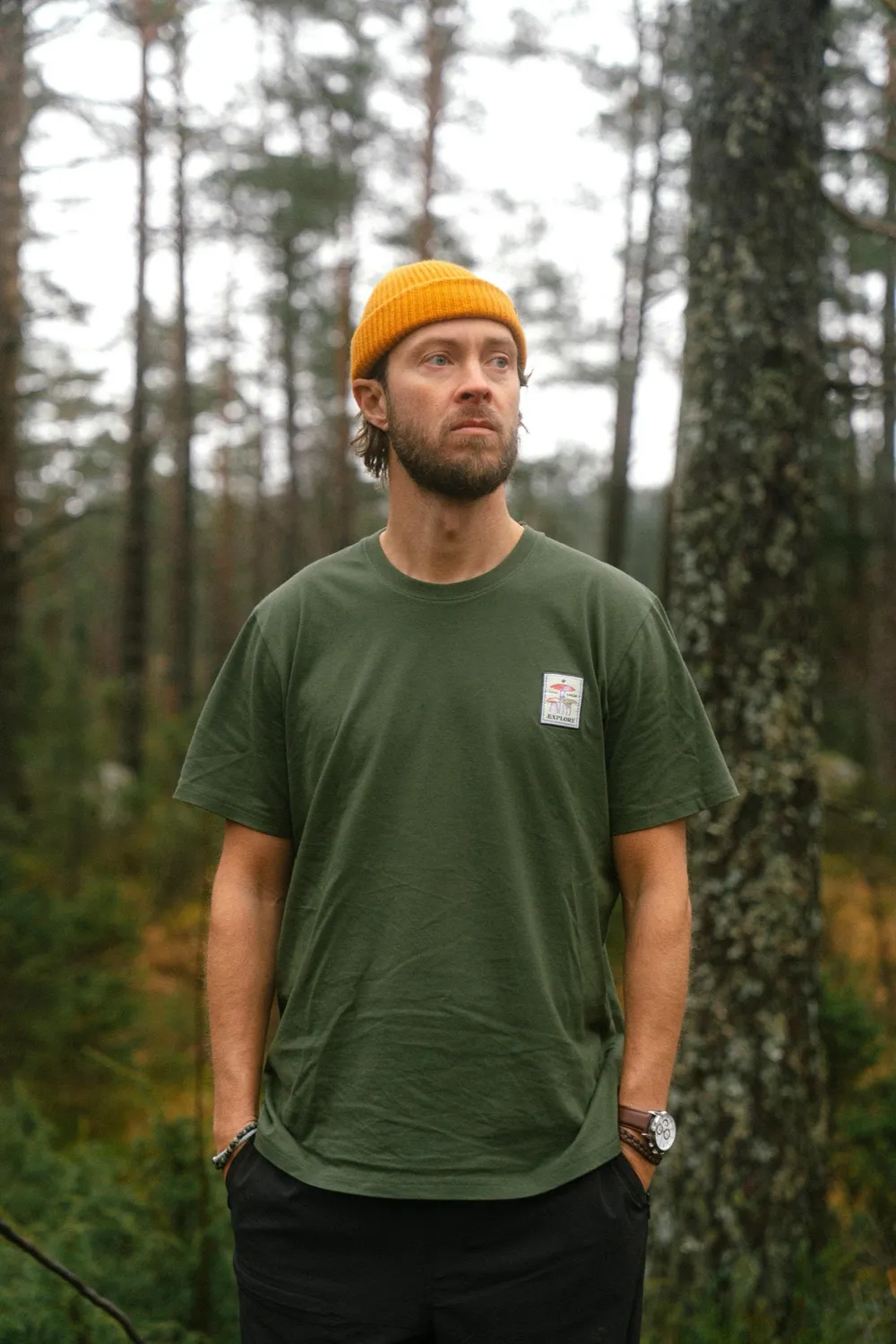 LAKOR Mushroom Forest T-Shirt Rifle Green Bio-Baumwolle