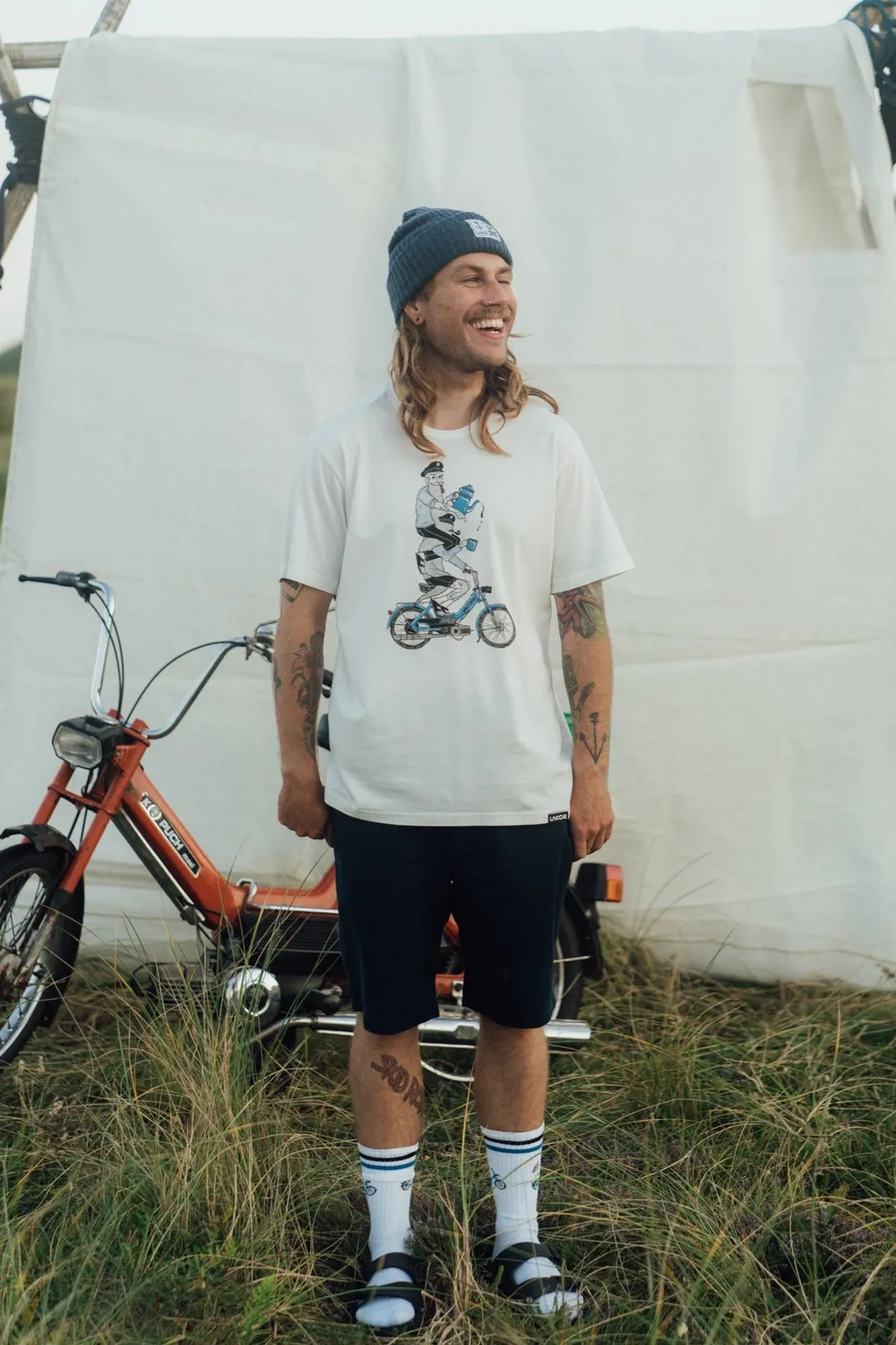 LAKOR Hitching a Ride T-Shirt Star White Bio-Baumwolle