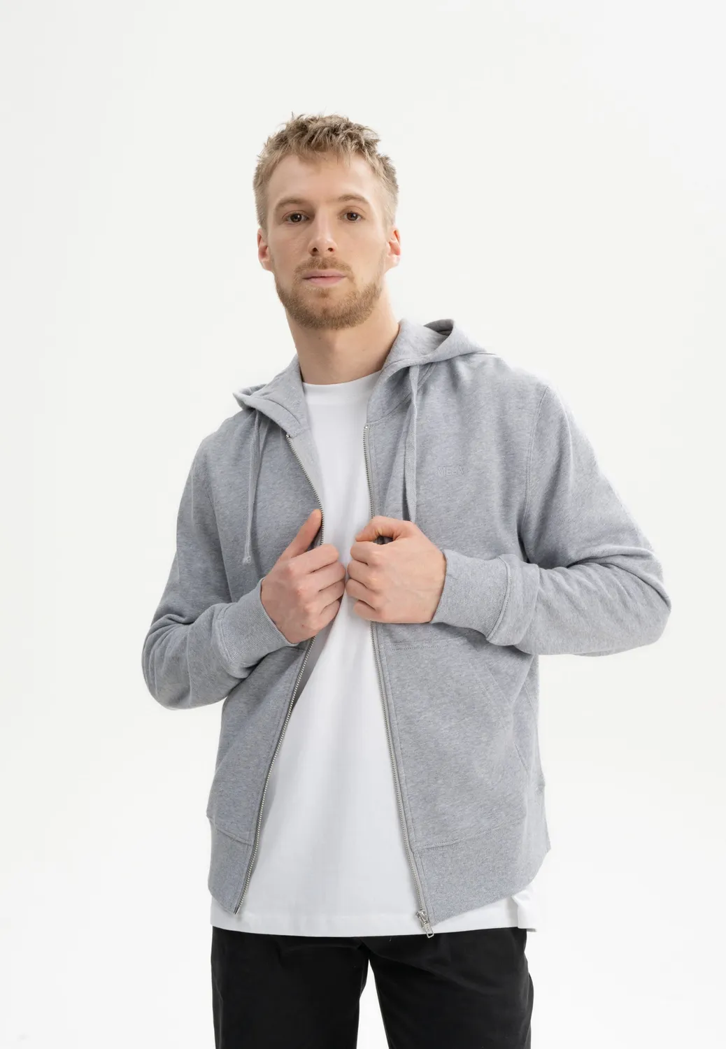 MELA DEVADAS Hoodiejacke Reißverschluss Bio schwarz