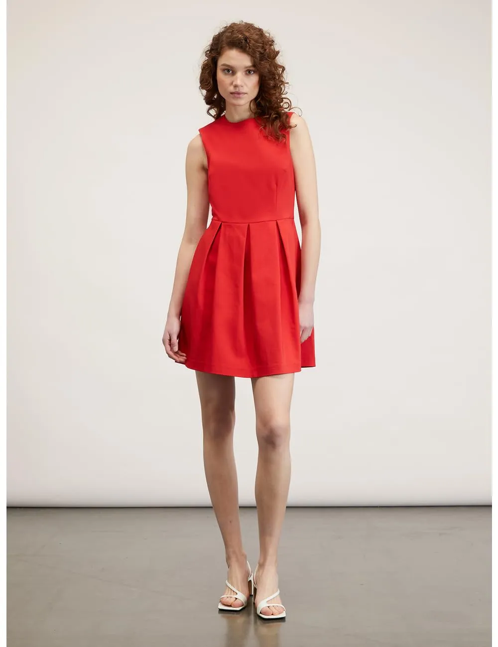 Motivi Kleid kurz mit Faltenrock ärmellos Damen