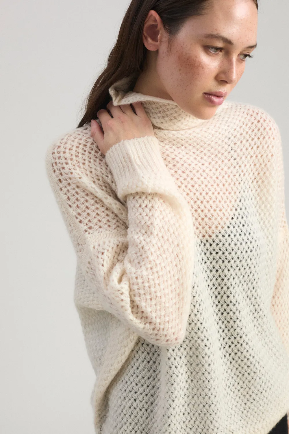 Oyuna Runa Pullover Snow Kaschmir Seide Rollkragen