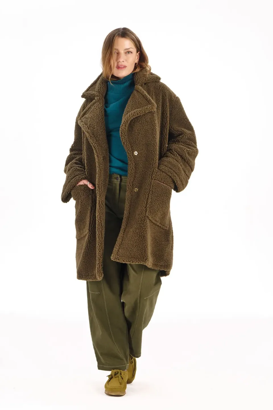KOMODO DOMINI Recycled Fleece Trenchcoat oliv