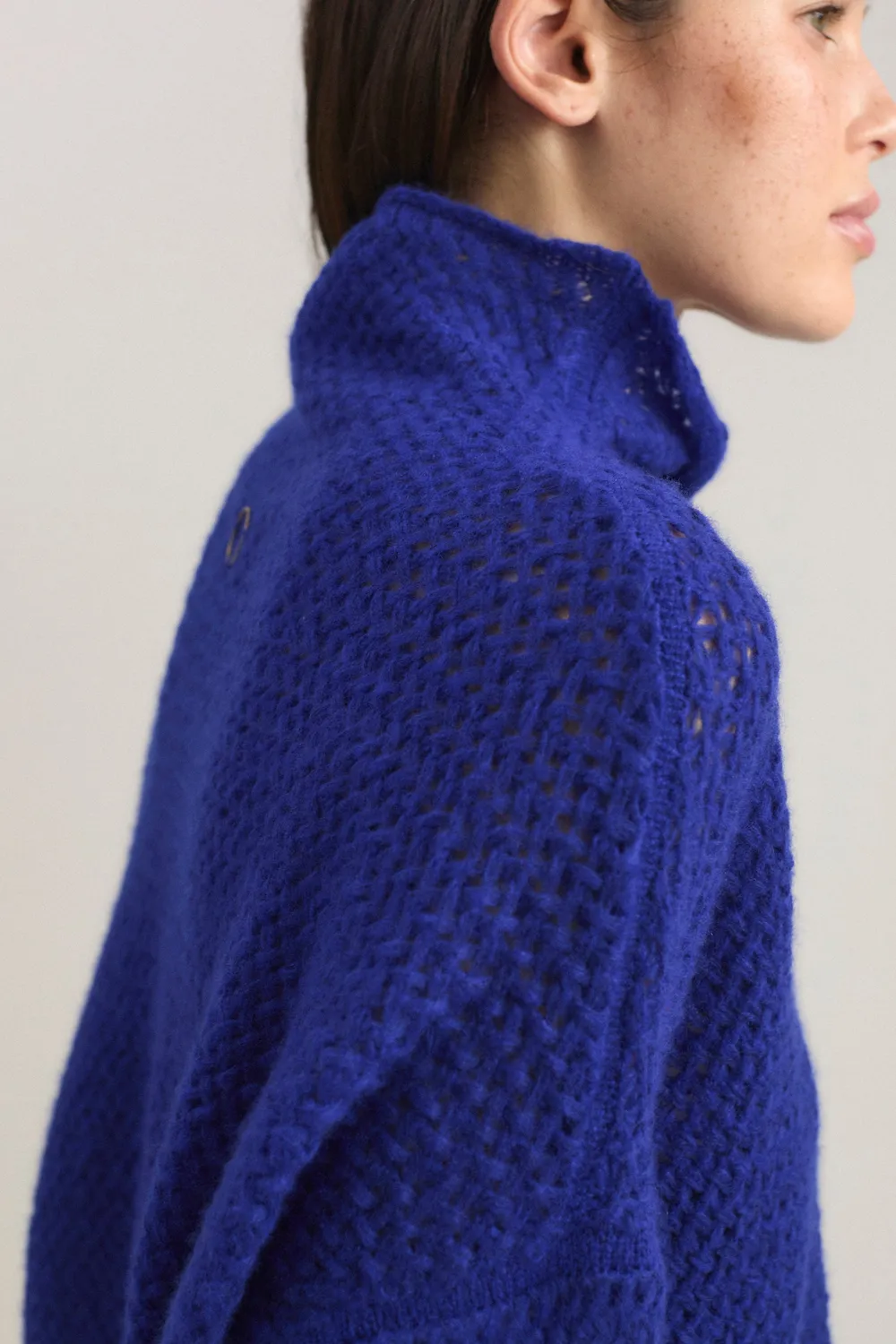 Oyuna Runa Pullover Cobalt Rollkragen