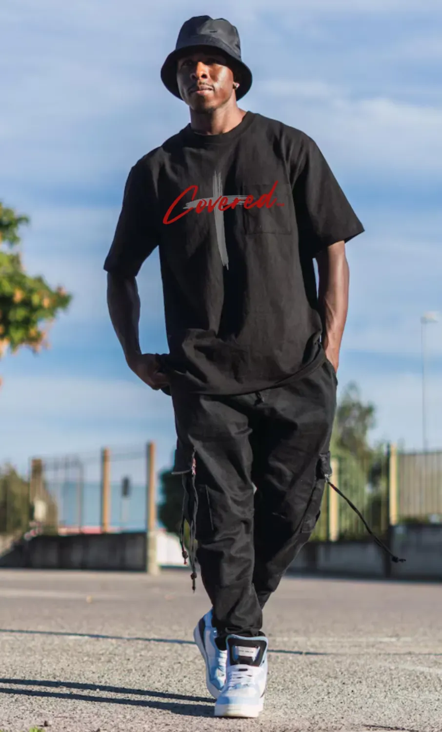 Covered Brand Logo T-Shirt Schwarz mit Schriftzug