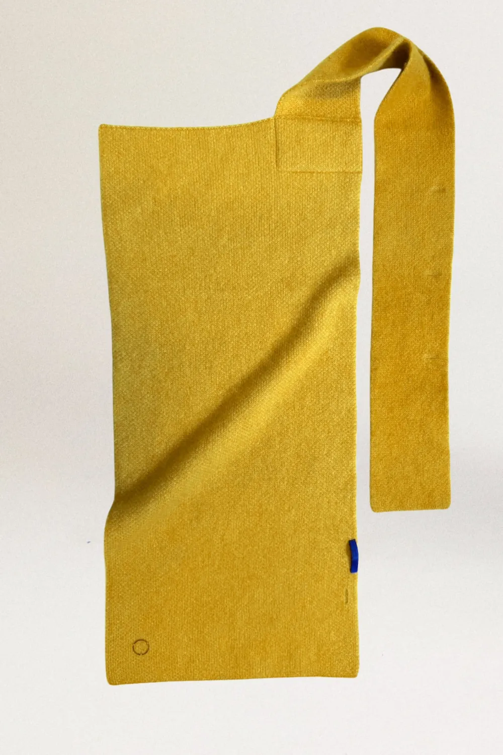 Oyuna Pomofluff Schal Sun & Ray mit Knopfloch