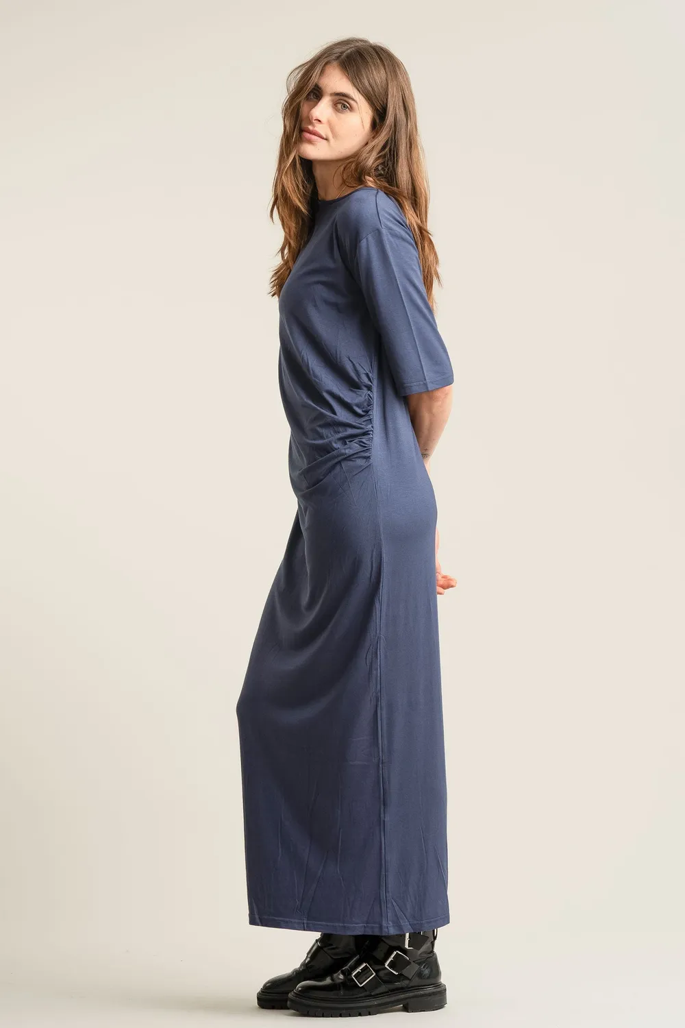 KOMODO SAHARA Kleid Navy aus Modal knöchellang