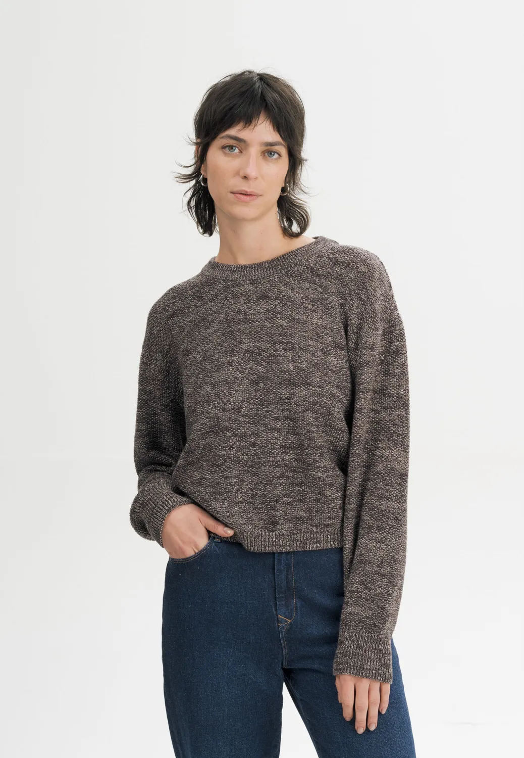 MELA SURIYA Strickpullover schwarz aus Bio-Baumwolle